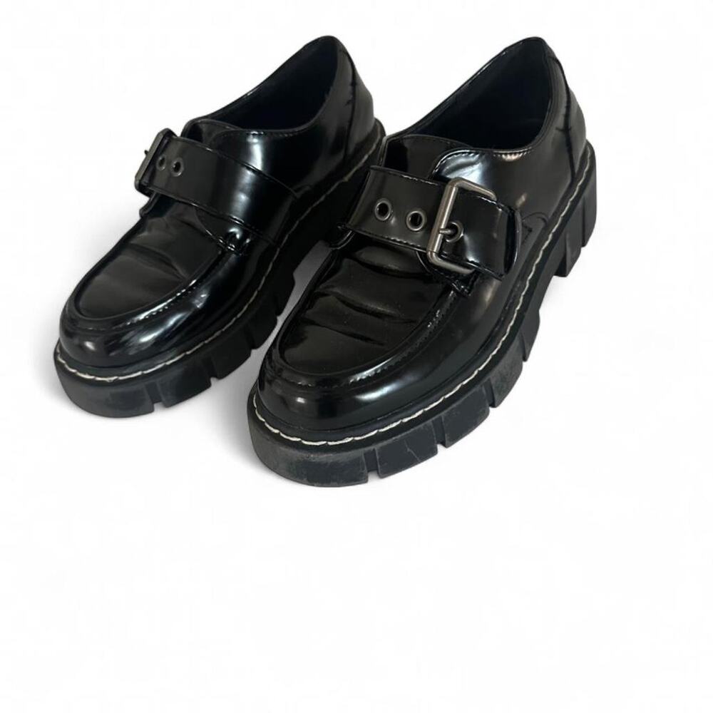 Union Bay Lilee Vintage Loafers With Buckled Detail Women’s Size 5 1/2